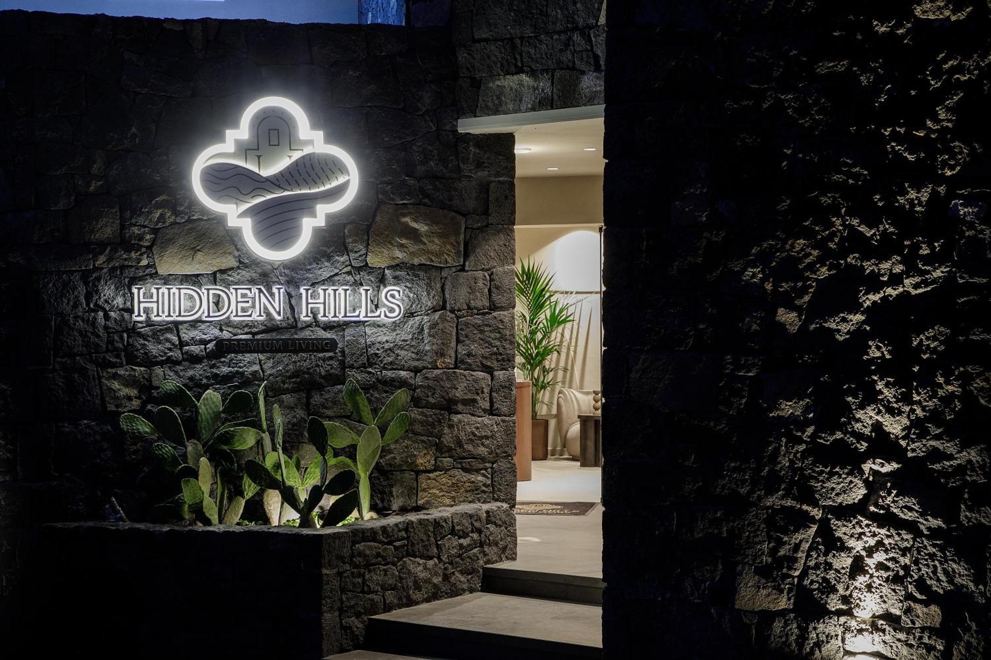 Hidden Hills Hotel Месария Екстериор снимка