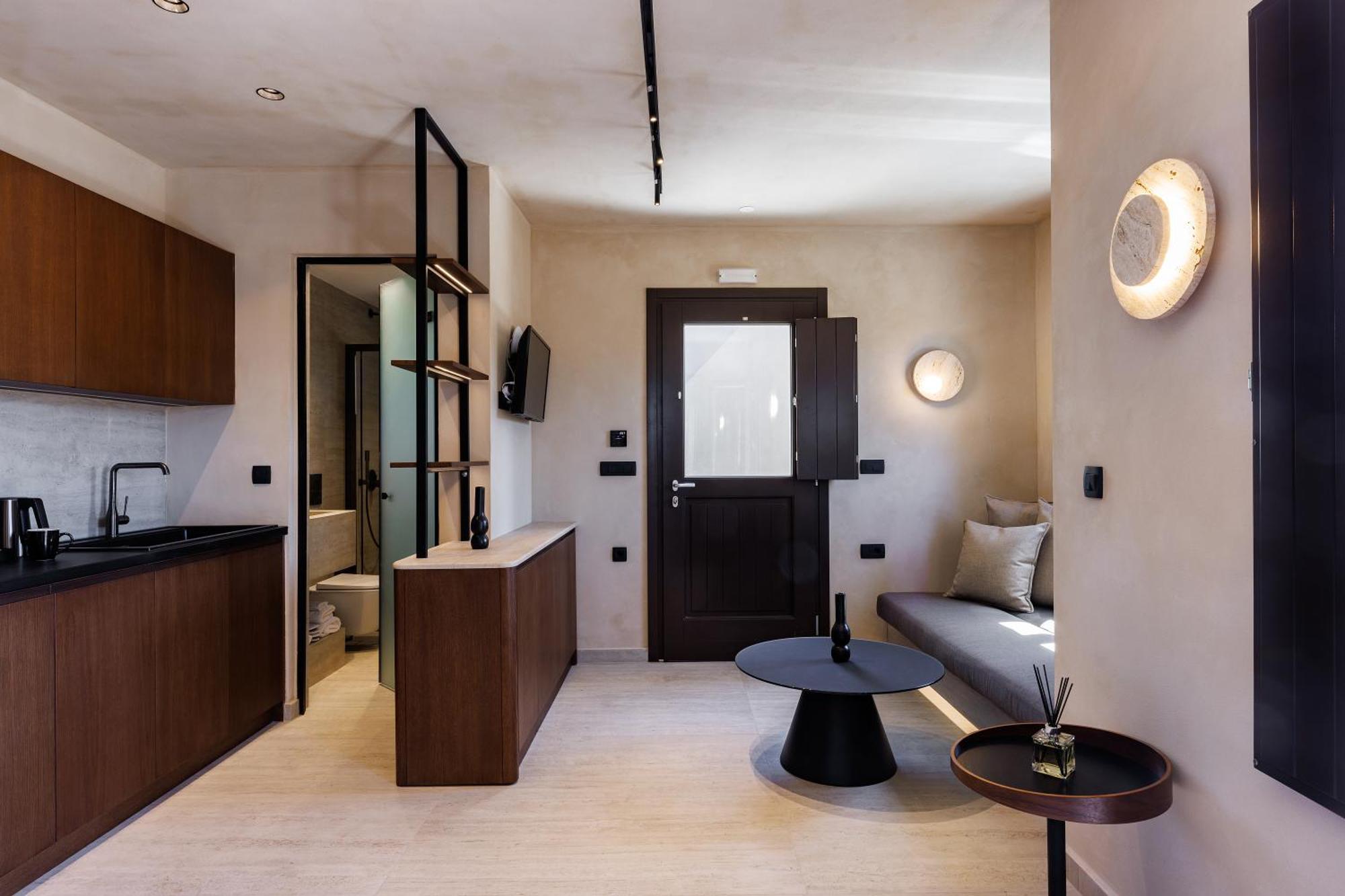 Hidden Hills Hotel Месария Екстериор снимка