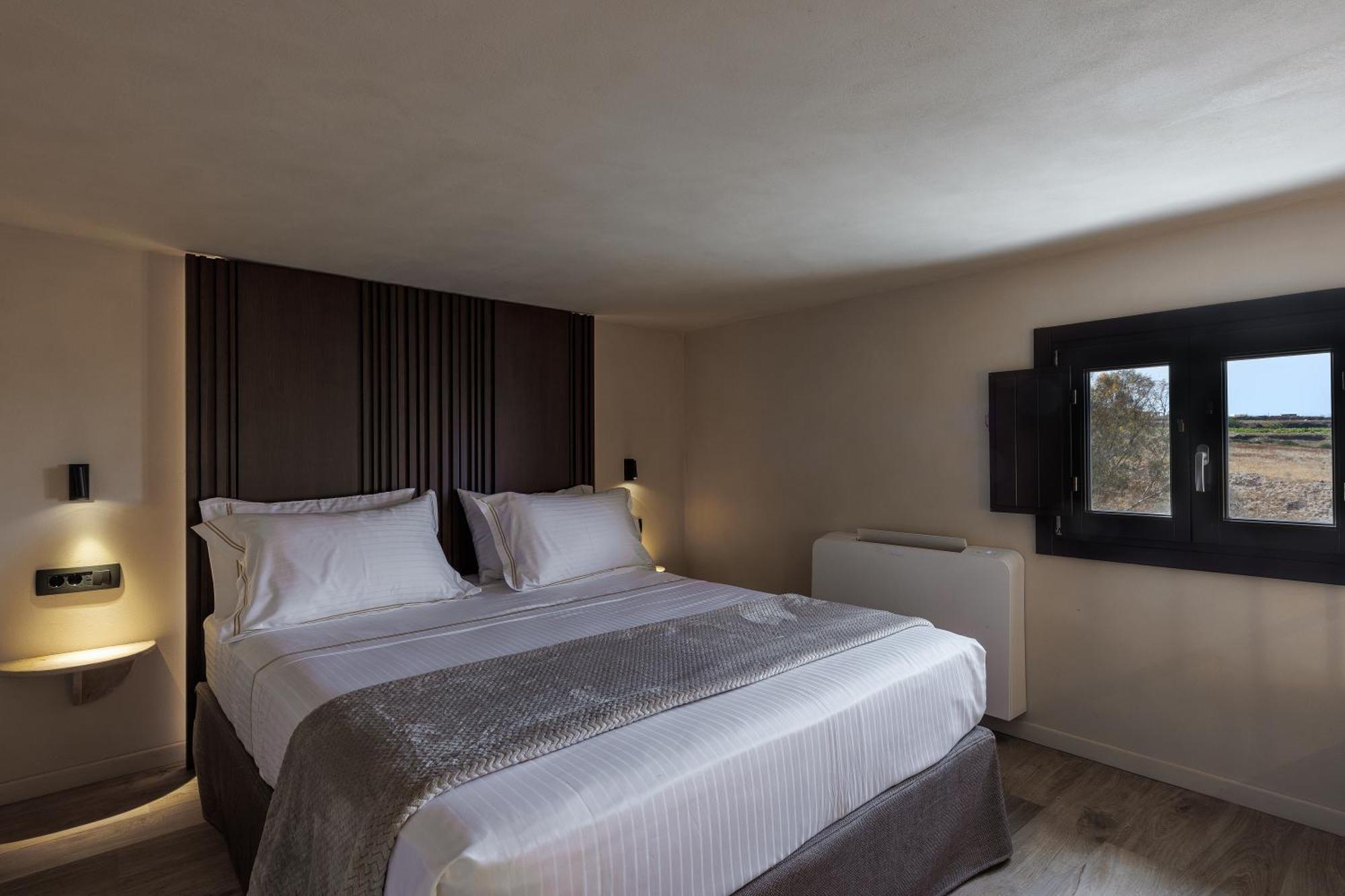 Hidden Hills Hotel Месария Екстериор снимка
